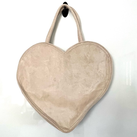 Erin Fetherston x Target heart tote shoulder bag in beige / cream faux suede - Picture 2 of 4